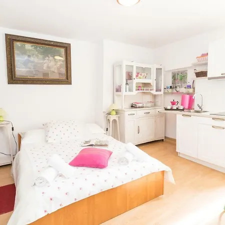 Apartman Beautiful Rustical Ana In The Heart Of Rovinj